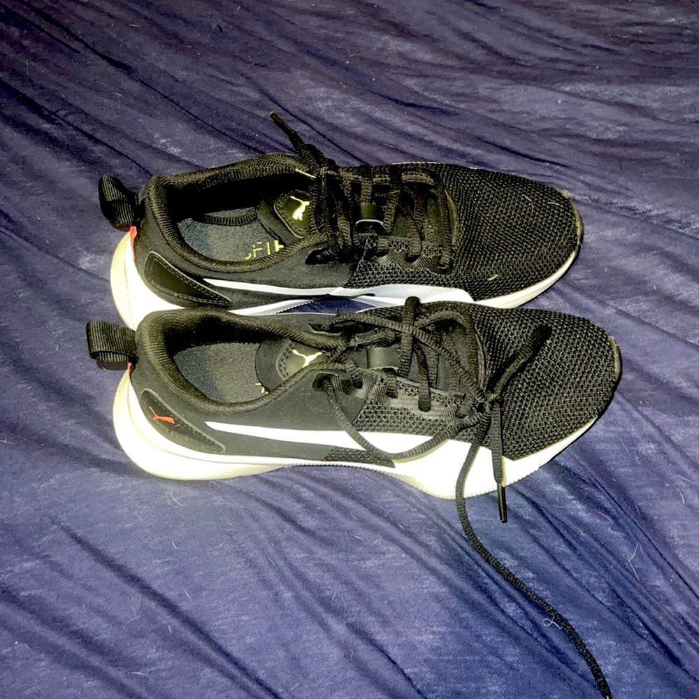 Puma Tennis Shoes